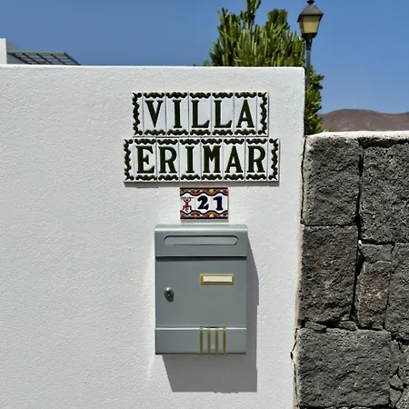 Villa Erimar Luxe 2-slaapkamer villa met verwarmd privézwembad * Playa Blanca (Lanzarote)