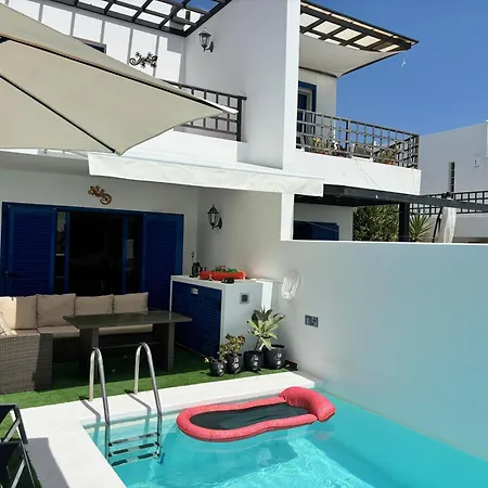 Villa Erimar Luxe 2-slaapkamer villa met verwarmd privézwembad Villa