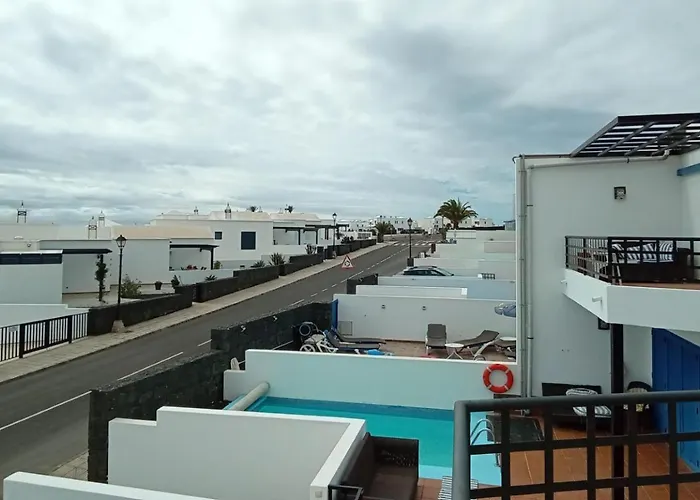 Erimar Met Verwarmd Zwembad *